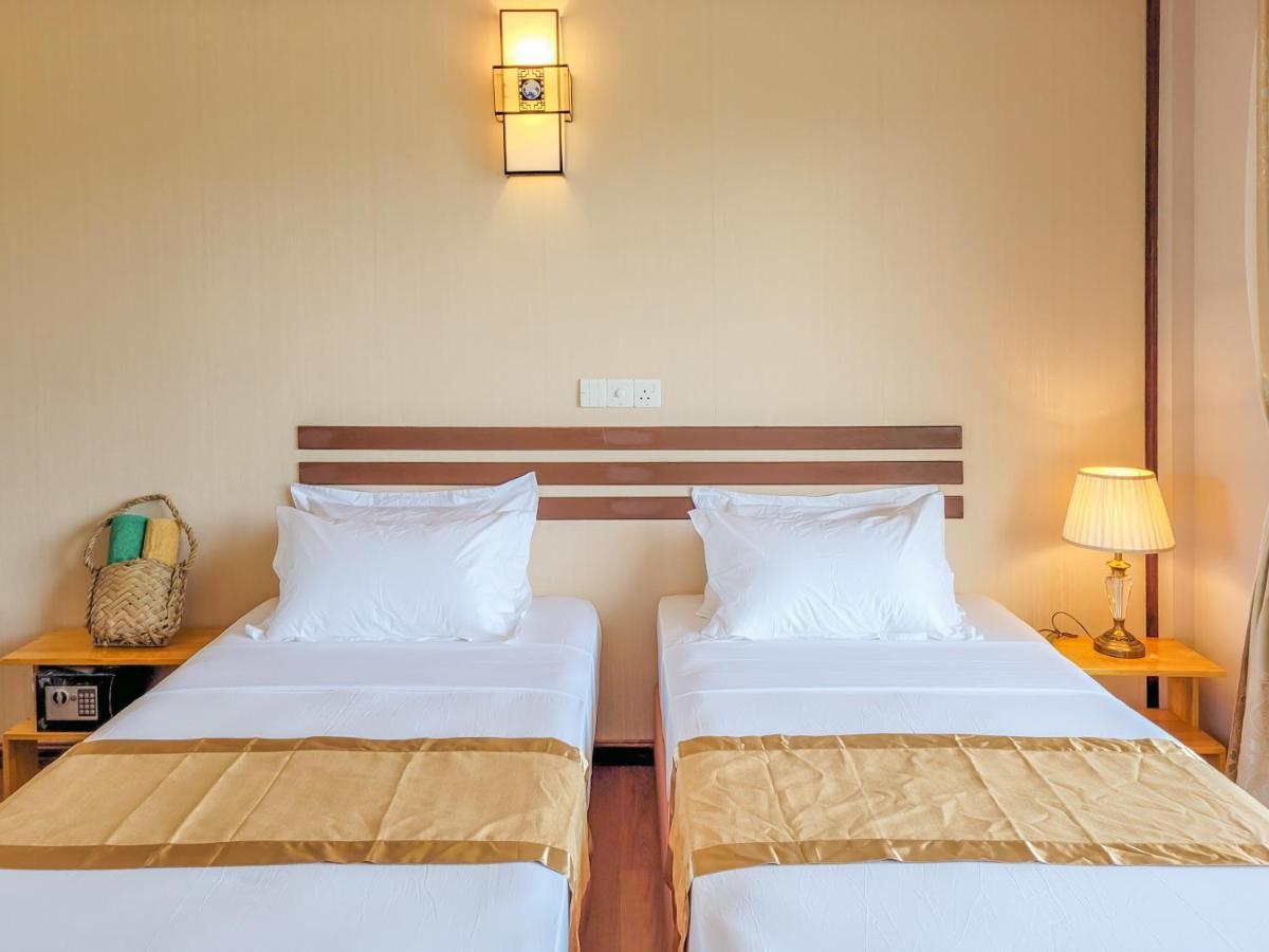 Amazing View Guest House Thoddoo Exterior photo